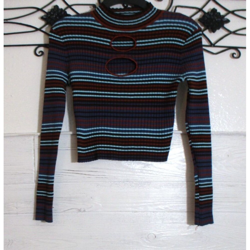 Madden NYC Women's Knit Crop Top Size L Long Sleeve Multicolor Stripe Round Neck